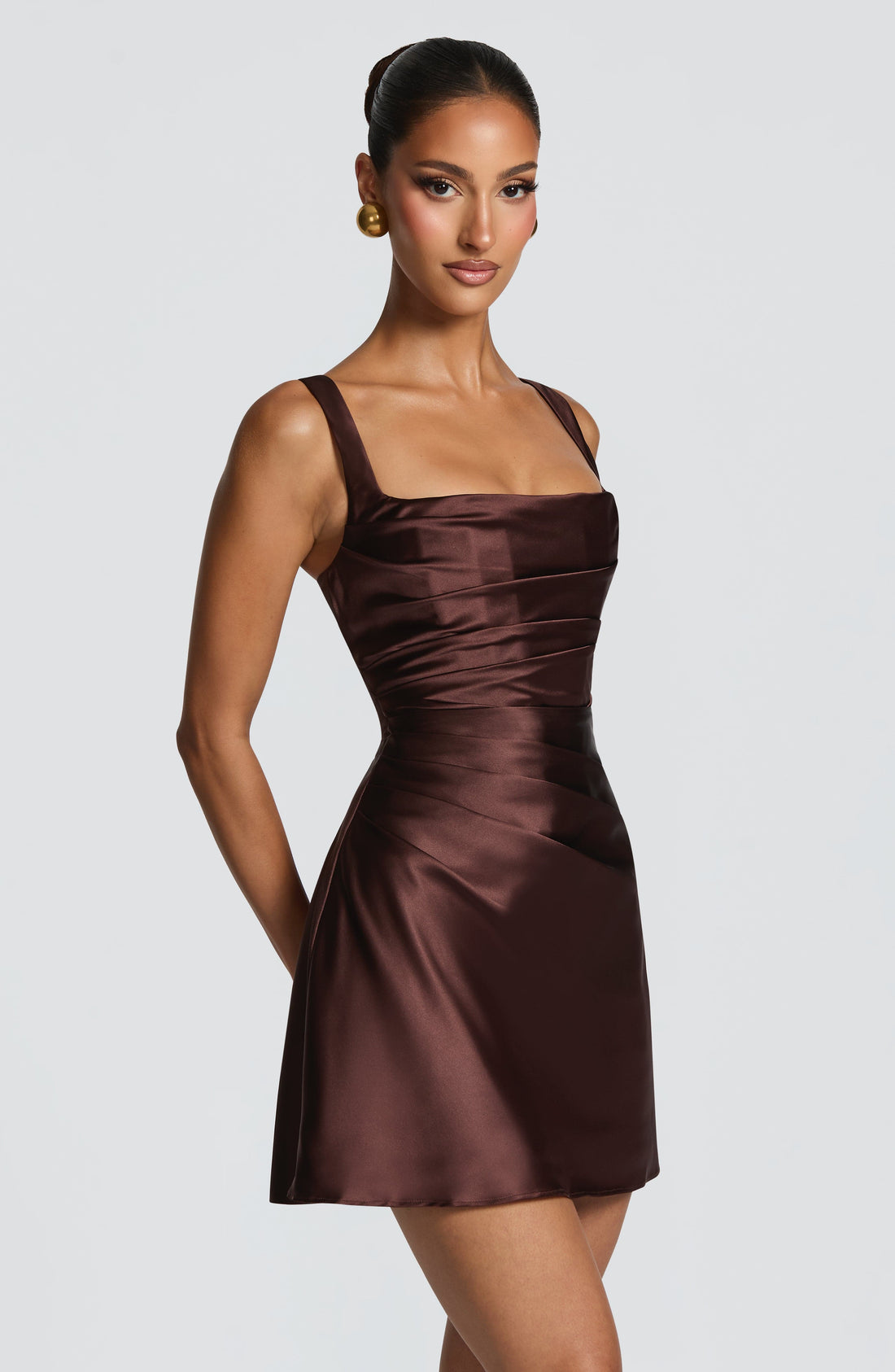 Calanthe™ - Vestido Mini en Satén Plum Brown Position 1