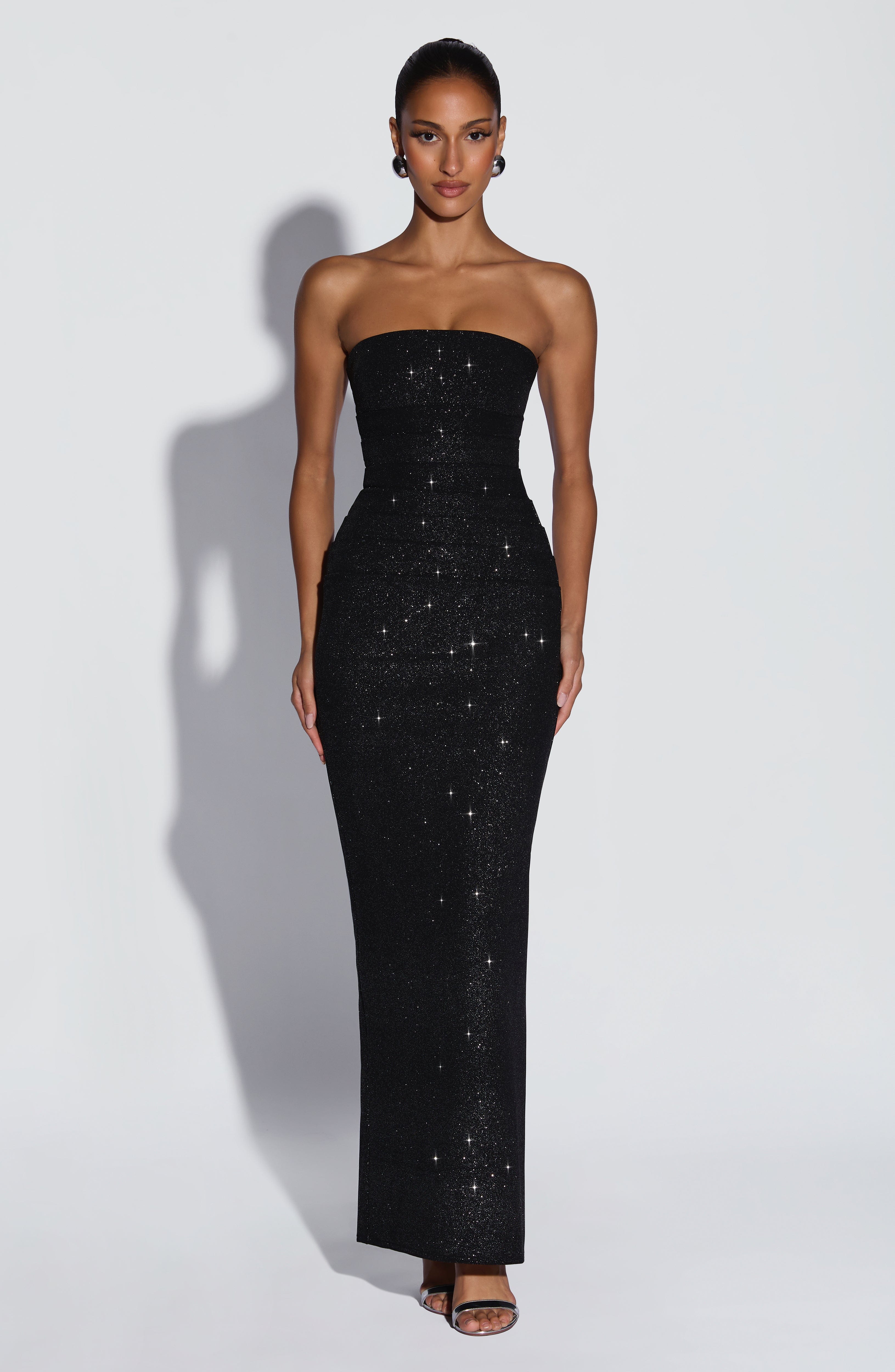 Valentina™ - Vestido de Gala en Crêpe Negro Brillo Couture Position 1